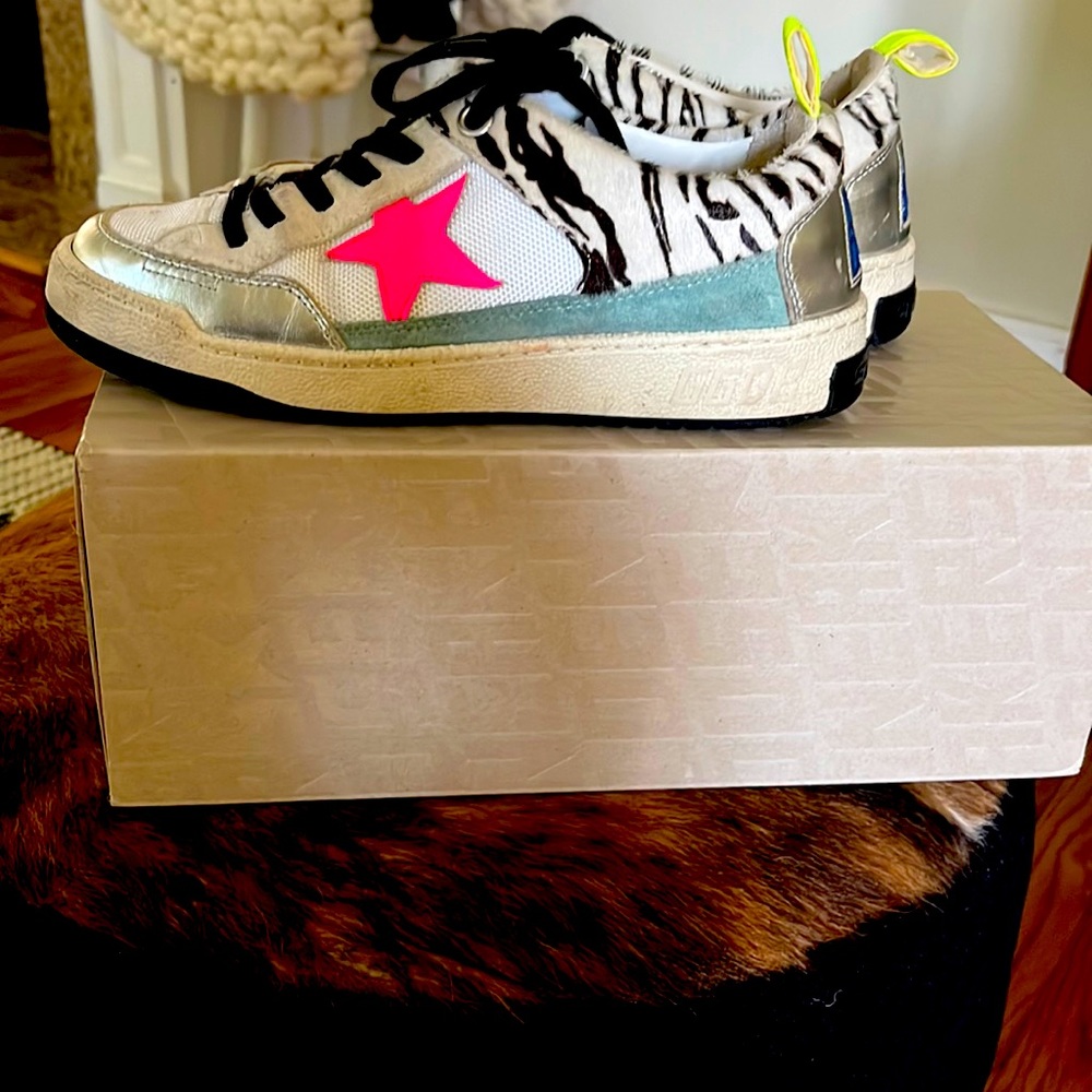 Golden Goose Yeah Low Top Sneaker